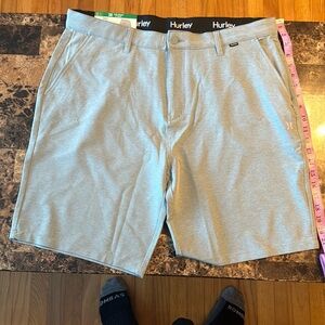 NWT Hurley Men’s Hybrid Short - XL 38